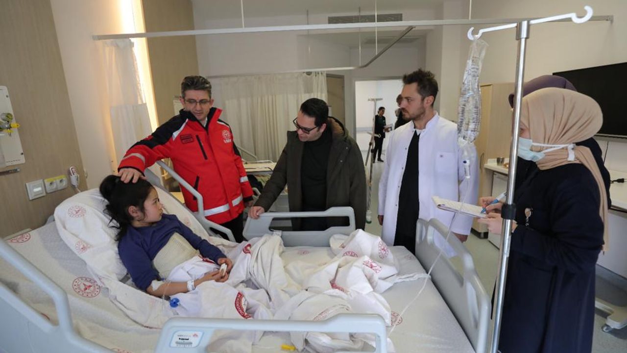 Deprem bölgelerinden gelen yaralıların tedavisi Aksaray’da sürüyor