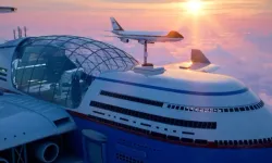 Gökyüzünde tatil: Uçan otel tanıtıldı