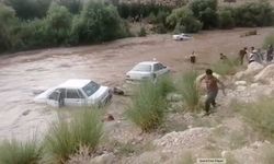 İran'da sel felaketinde 20 kişi hayatını kaybetti