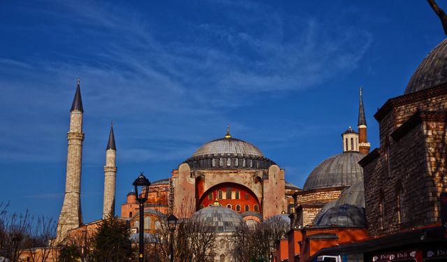 Ayasofya’nın hurafelerle imtihanı!