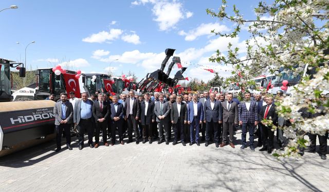 İl Özel İdaresine 32 yeni iş makinası kazandırıldı