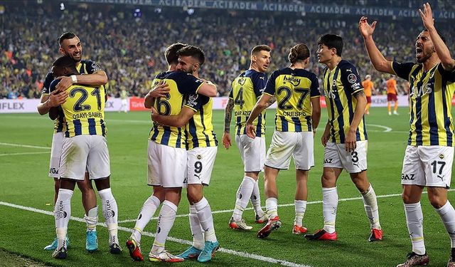 Derbide gülen taraf Fenerbahçe