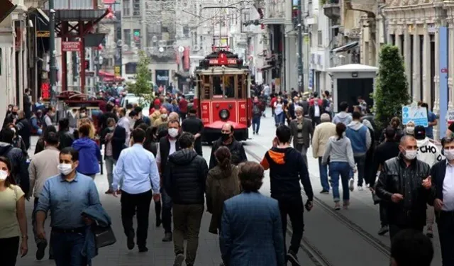 İstanbul'da kaç yabancı ikamet ediyor?