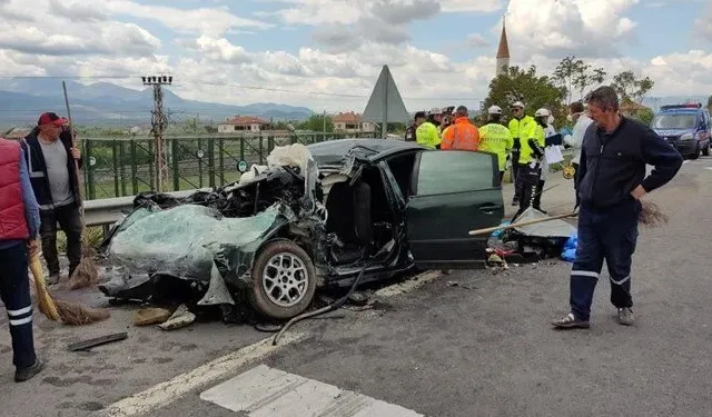 Kayseri'de katliam gibi kaza: 4 ölü