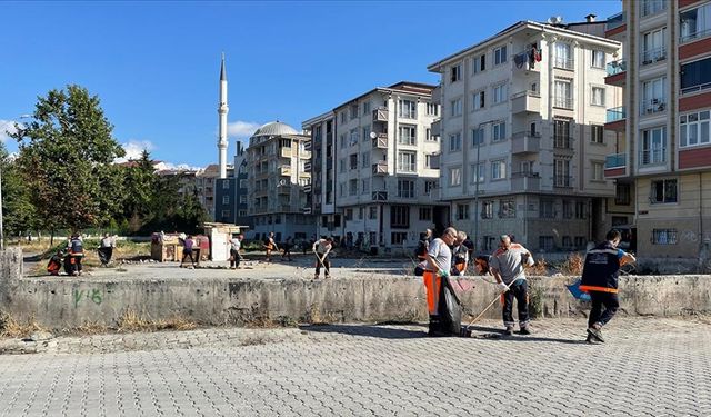 Esenyurt'ta sel yaşanan bölgede hasarın izleri siliniyor