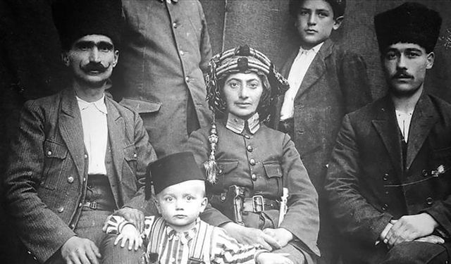 Atatürk'ün emriyle cephede bir Türk kadını: Üsteğmen Kara Fatma