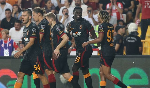 Galatasaray'ın tarihindeki yabancı oyuncu sayısı 183'e çıktı