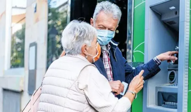 Memur emeklisinin zam farkı cuma hesapta