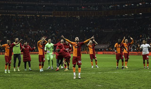 Galatasaray, Süper Lig'de sezonun ilk devresini zirvede bitirdi