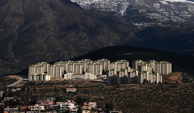 Kamu müteahhitleri deprem konutları için hazırlıklara başladı