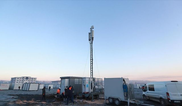 Deprem bölgesindeki haberleşme altyapısı güçlendiriliyor