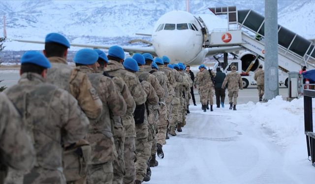 Erzincan'dan deprem bölgesine komandolar gönderildi