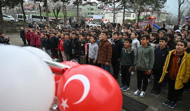 Kahramanmaraş, Malatya, Adıyaman ve Hatay'ın bazı ilçelerinde depremden 49 gün sonra eğitim öğretim başladı