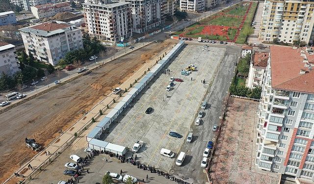 Malatya'da esnaf için geçici iş yerlerinin yapımına başlandı