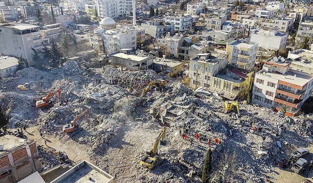 Kahramanmaraş merkezli depremlerin derinliğinin sığ olması yıkıcılığını arttırdı