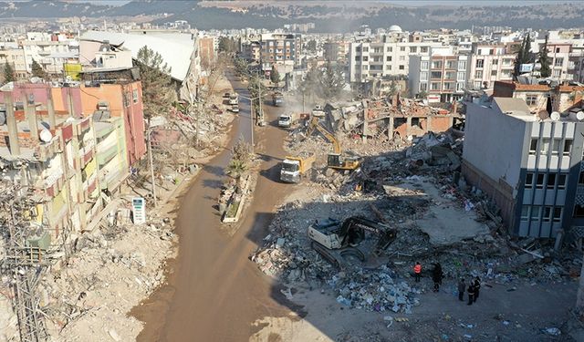 Kahramanmaraş merkezli depremlerde yıkılan binalarla ilgili tutuklananların sayısı 218'e yükseldi