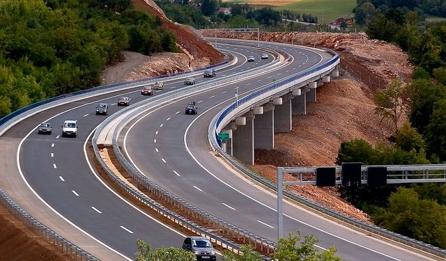 Bayramda otoyol ve köprüler ücretsiz olacak