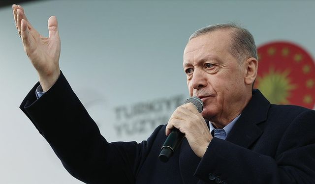 Cumhurbaşkanı Erdoğan: Amacımız deprem bölgesinde 650 bin yeni konut ve köy evi yaparak şehirlerimizi normale döndürmek