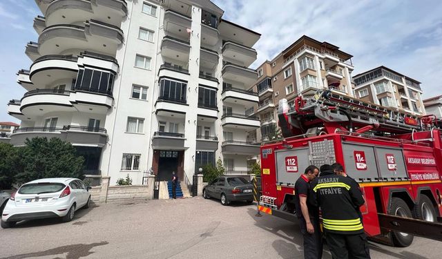 Aksaray’da evde çıkan yangın korkulu anlar yaşattı. iki kişi yaralandı