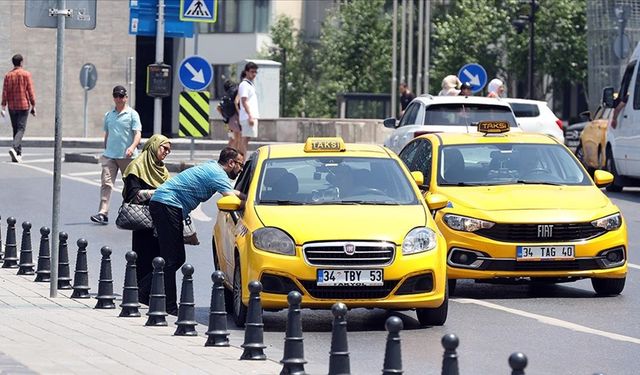 İstanbul'un "taksi sorunu" hız kesmiyor