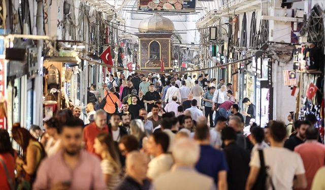 Dünya nüfusunun yaklaşık yüzde 3,6'sı doğduğu ülkenin dışında yaşamını sürdürüyor