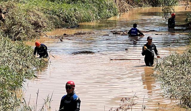 Aksaray’da selde kaybolan 3 aylık Asel bebeği arama çalışmaları devam ediyor