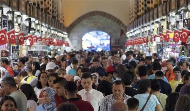 Türkiye'deki kalıcı yabancı sayısı açıklandı