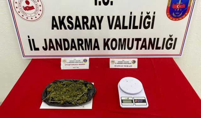 Jandarma yol kontrolünde ; Uyuşturucu ele geçirdi!