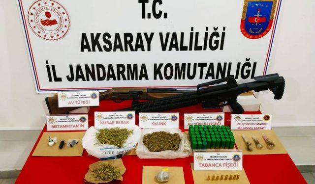 Uyuşturucu tacirlerine baskın; 4 gözaltı