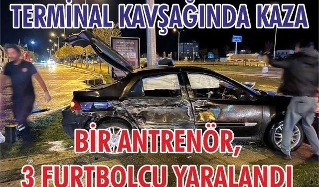 Aksaray’da korkunç kaza! Otomobil ile yolcu otobüsü çarpıştı 4 Yaralı!