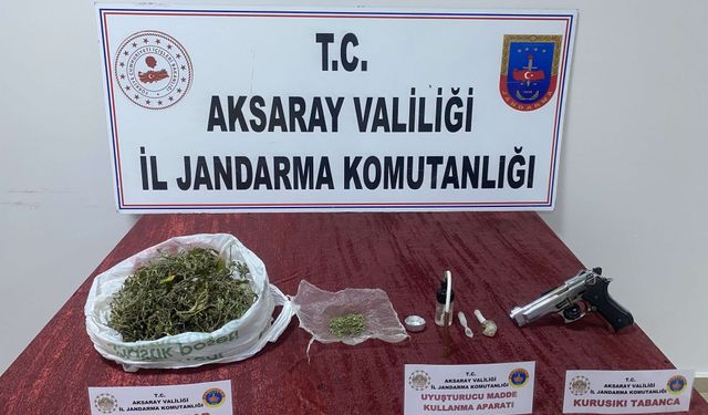 Aksaray Jandarmadan uyuşturucu operasyonu 1 Adaet Tabanca ele geçirildi.