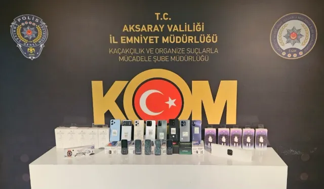 Aksaray’da gümrük kaçağı akıllı telefon ticareti yapan şahıslara yönelik operasyon yapıldı