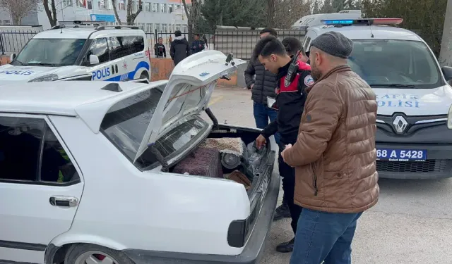 Aksaray Polisi Hacılar Harmanı, Taşpazar, Fatih, B. Bölcek ve Şamlı Mahallelerinde belirlenen noktalarda denetim yaptı