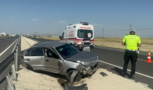 Aksaray Konya Yolunda Meydana Gelen Trafik Kazasında 3 Kişi Yaralandı