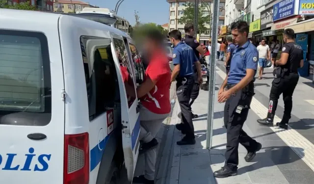 Aksaray'da Trafiği felç eden sürücüye hem ceza yağdı hemde aracı parka çekildi