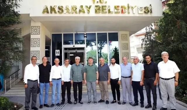 AKSARAY MUHTARLAR DERNEĞİ BAŞKANI FİKRET DAĞ VE YENİ SEÇİLEN MUHTARLAR BELEDİYE BAŞKANI DR. EVREN DİNÇER’İ ZİYARET ETTİ