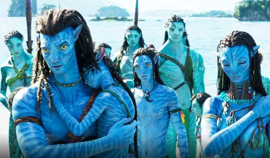 Zoe Saldana'dan Avatar 5 isyanı
